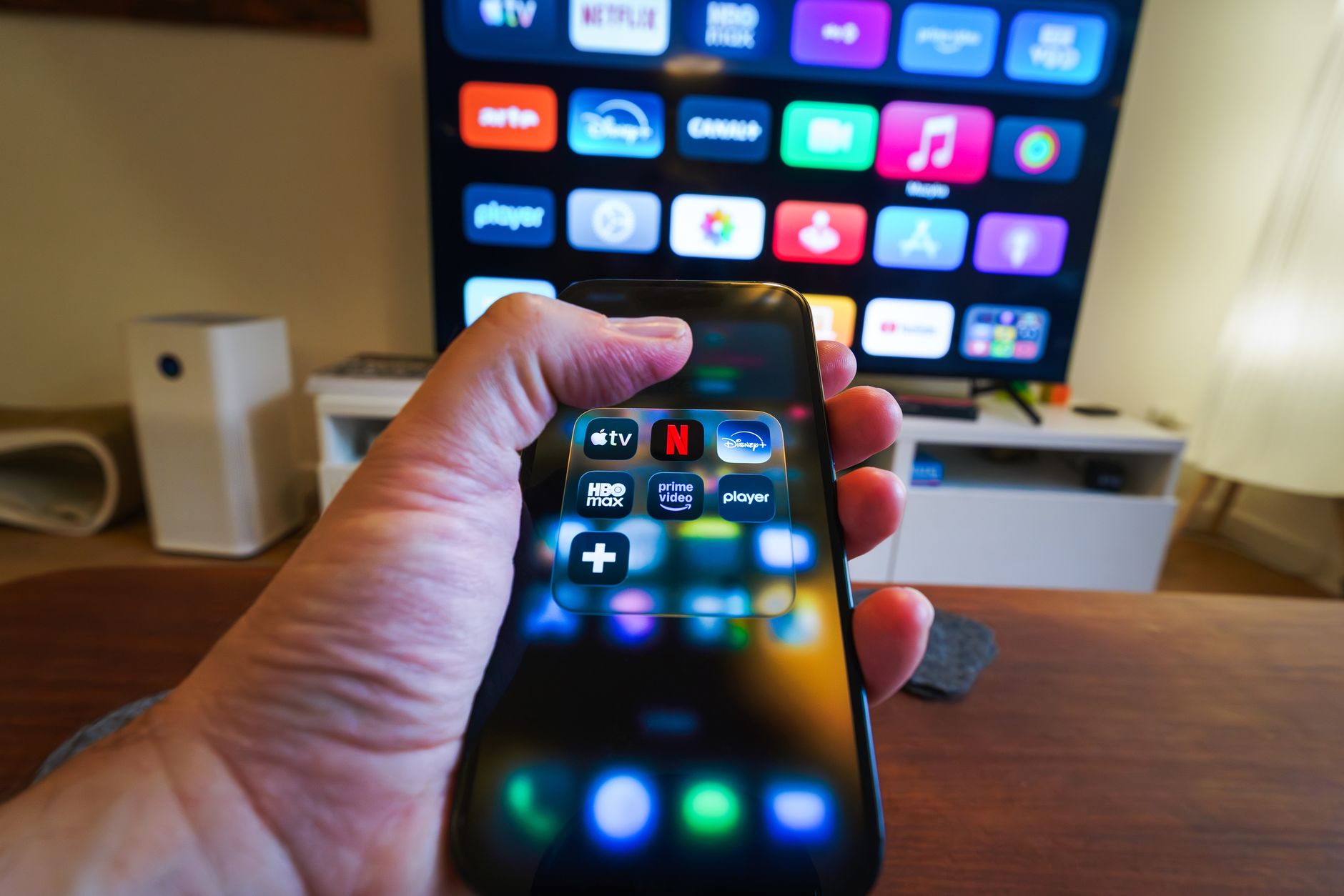 smartphone subscription bills