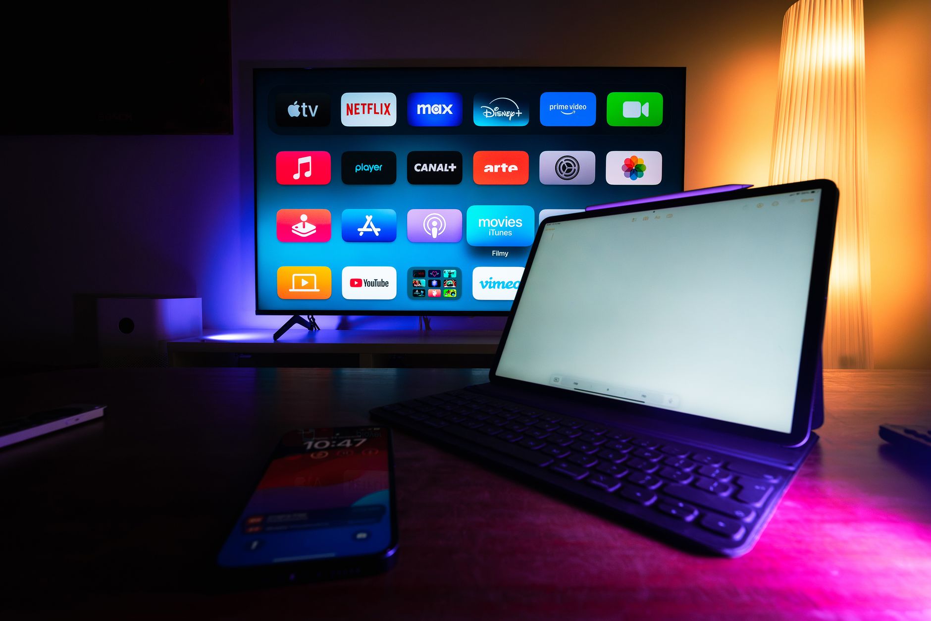 apple tv box living room setup
